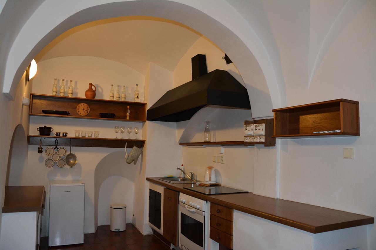Hotel Habánský dům Dolni Vestonice Esterno foto
