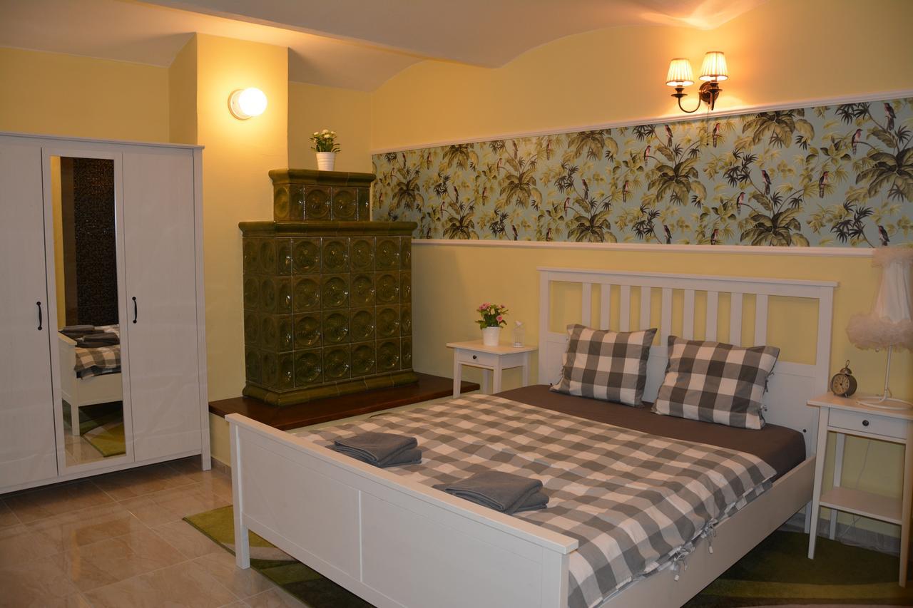 Hotel Habánský dům Dolni Vestonice Esterno foto