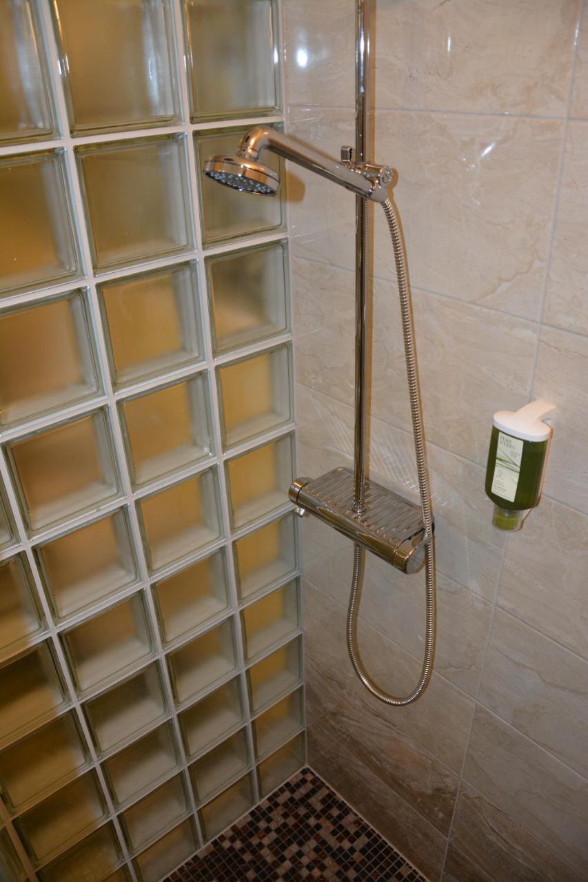 Hotel Habánský dům Dolni Vestonice Esterno foto